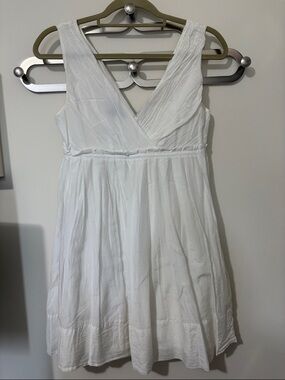 GAP White Sleeveless V-Neck Sundress